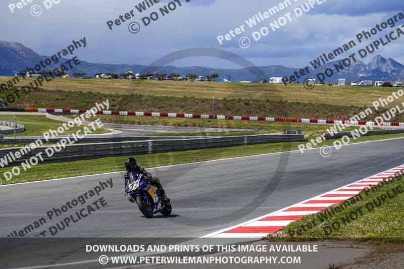 cadwell no limits trackday;cadwell park;cadwell park photographs;cadwell trackday photographs;enduro digital images;event digital images;eventdigitalimages;navarra;no limits trackdays;peter wileman photography;racing digital images;trackday digital images;trackday photos